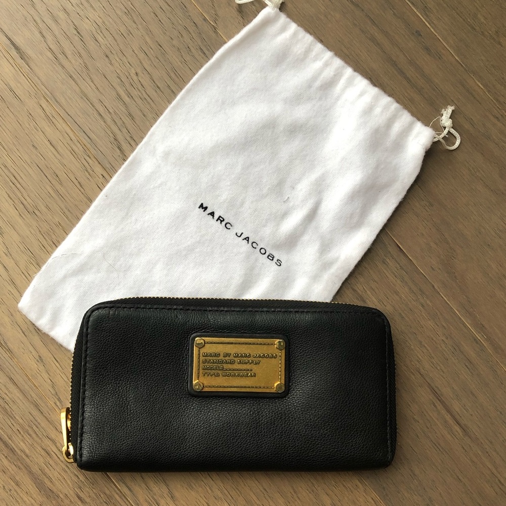 Black and gold zip around plated wallet